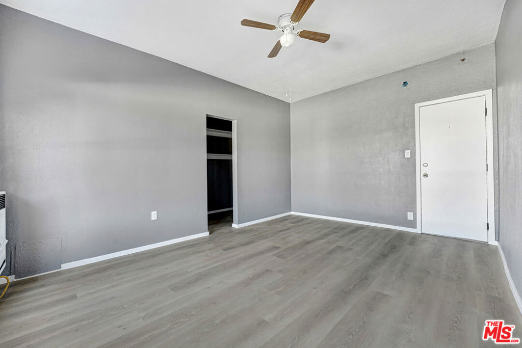 812 S Westlake Avenue 303 Property Photo 6