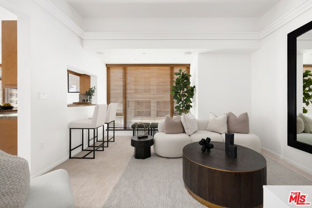 10727 Wilshire Boulevard 1001 Property Photo 10