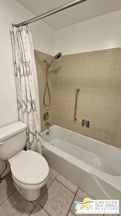 277 E Alejo Road 220 Property Photo 19