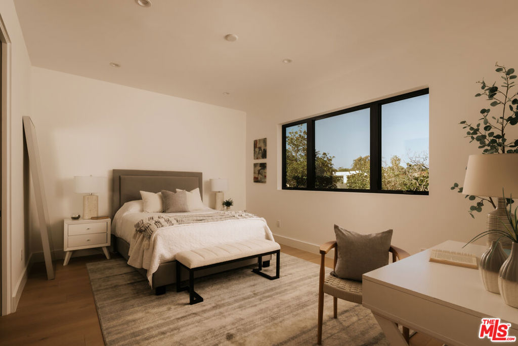 3621 Moore Street Property Photo 25