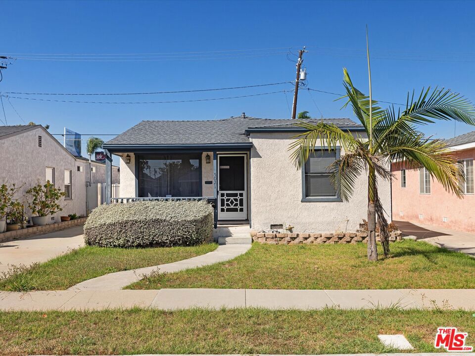 5021 W 129th Street Property Photo 1