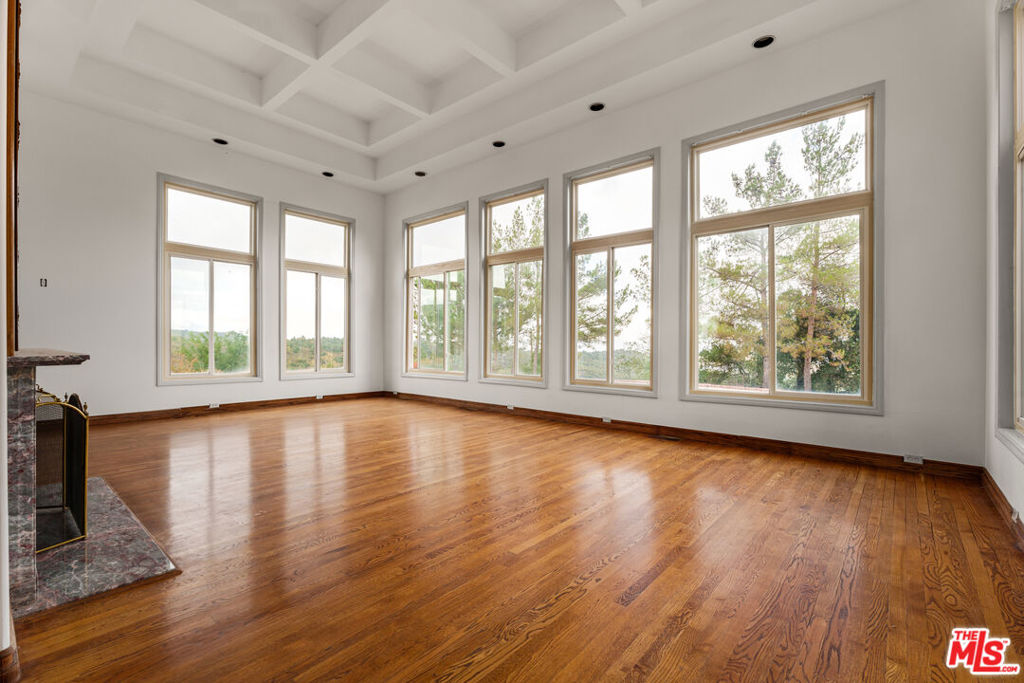 5701 Boulder Creek Road Property Photo 8