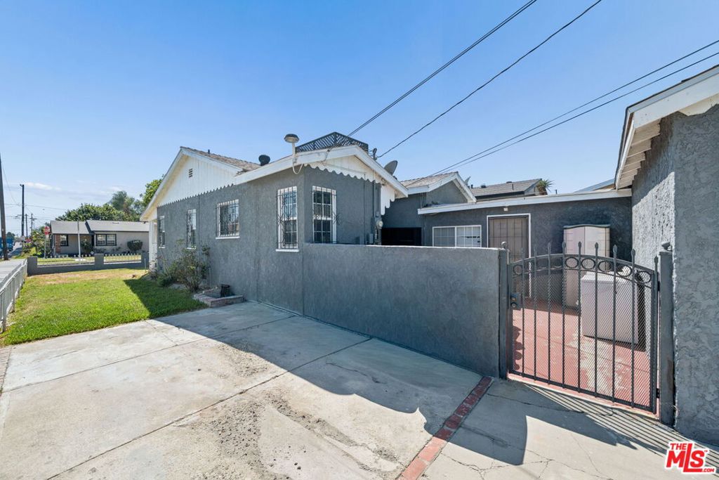 601 W Arbutus Street Property Photo 30
