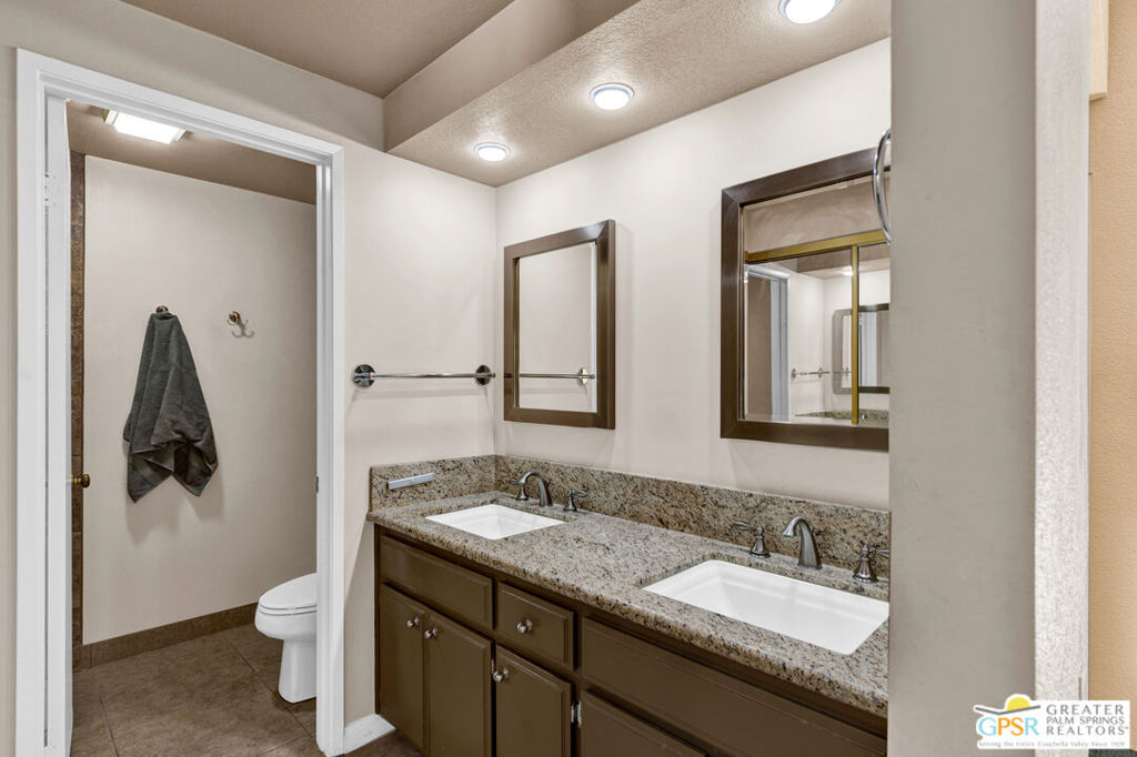 255 S Avenida Caballeros 111 Property Photo 19