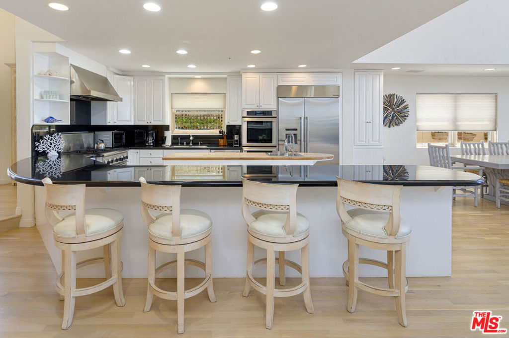 23620 Malibu Colony Road Property Photo 12
