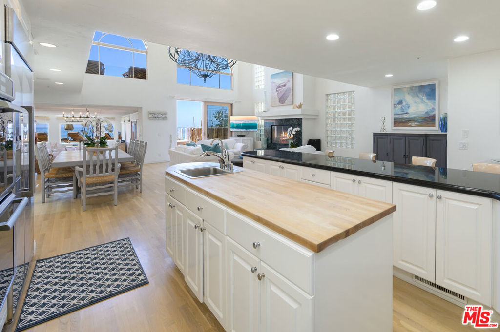 23620 Malibu Colony Road Property Photo 13
