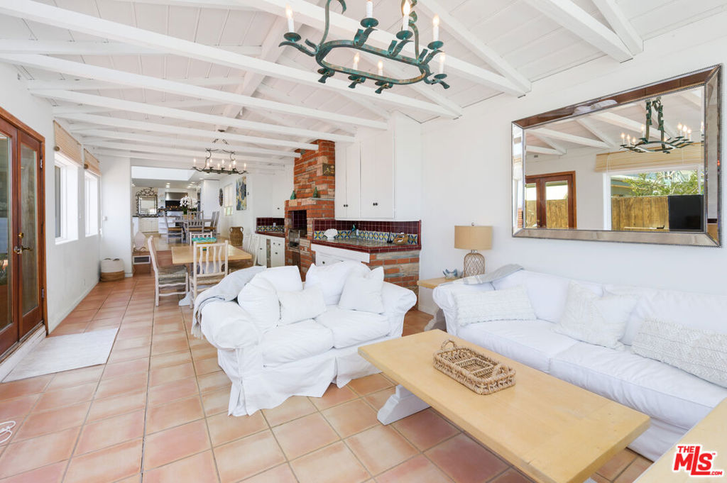 23620 Malibu Colony Road Property Photo 23