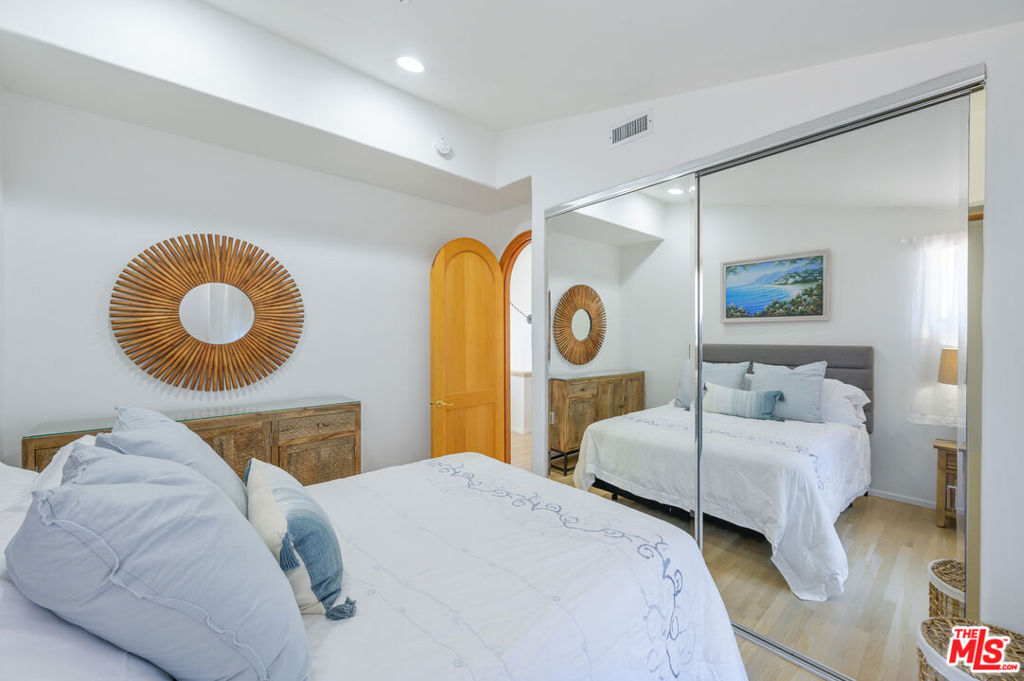 23620 Malibu Colony Road Property Photo 44