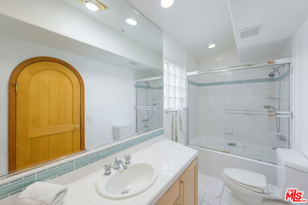 23620 Malibu Colony Road Property Photo 51