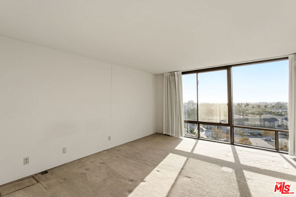 4265 Marina City Drive 701 Property Photo 11