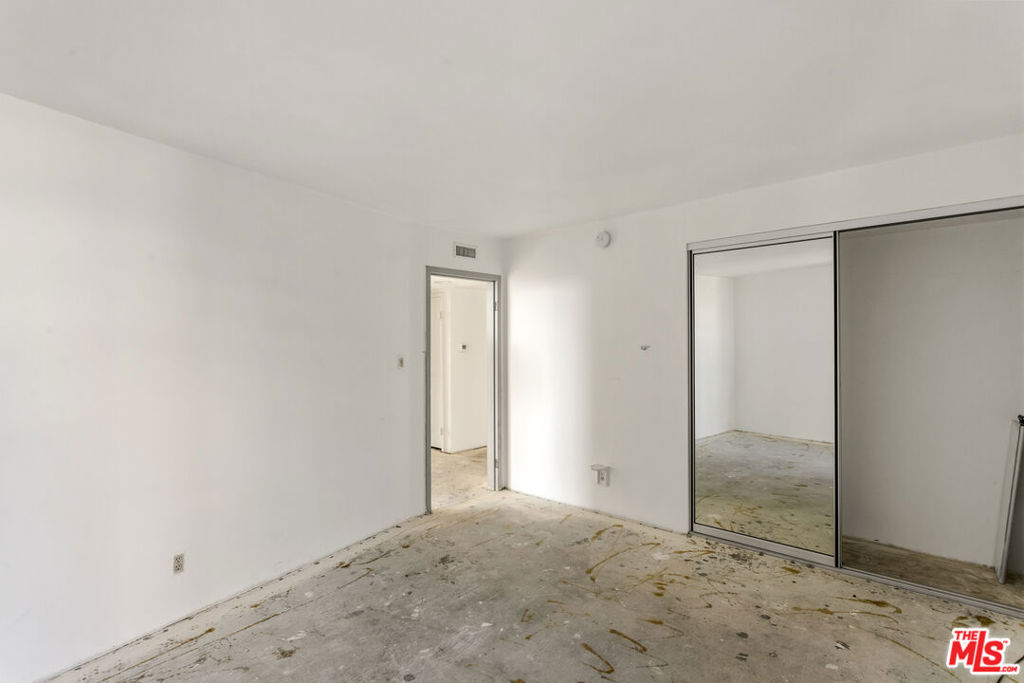 4265 Marina City Drive 701 Property Photo 16