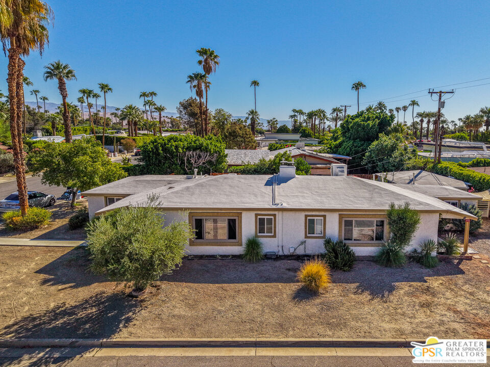 1419 E San Jacinto Way Property Photo 4