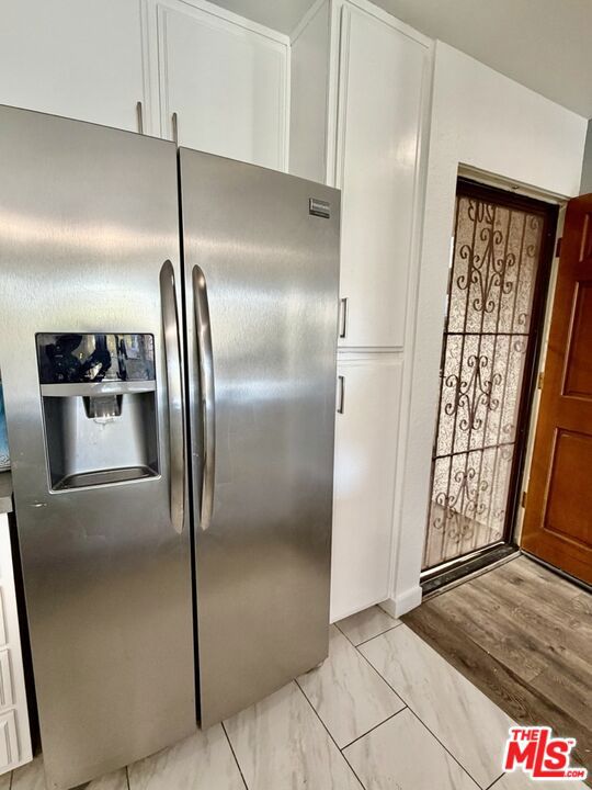 630 N Grand Avenue 203 Property Photo 4