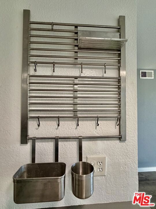 630 N Grand Avenue 203 Property Photo 5