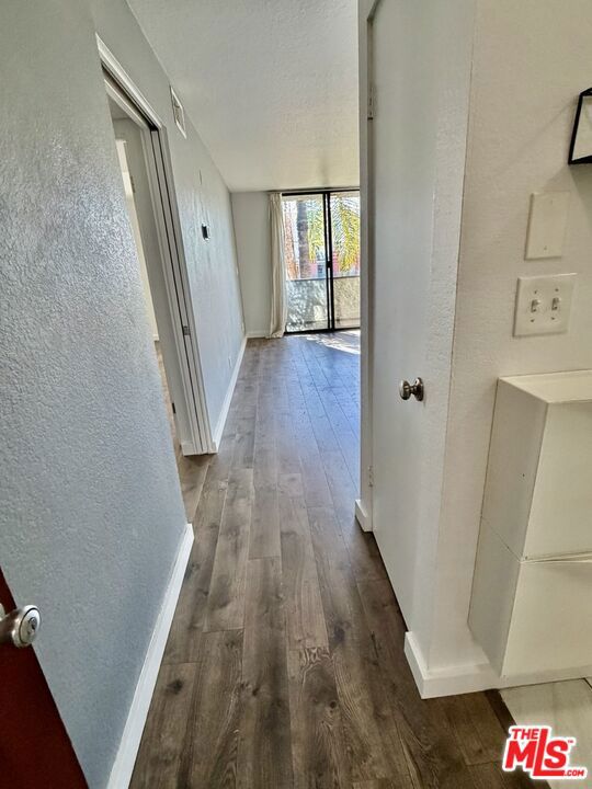 630 N Grand Avenue 203 Property Photo 7