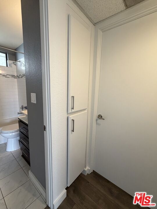 630 N Grand Avenue 203 Property Photo 14