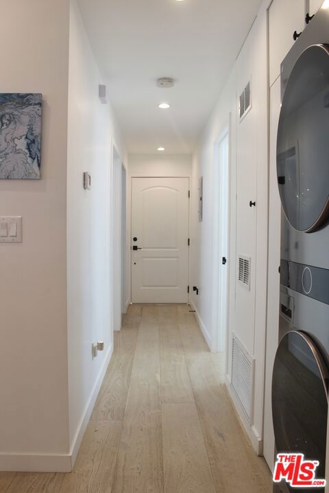 1520 S Burnside Avenue Property Photo 26