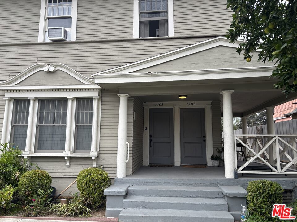 1705 S Burlington Avenue Property Photo 1