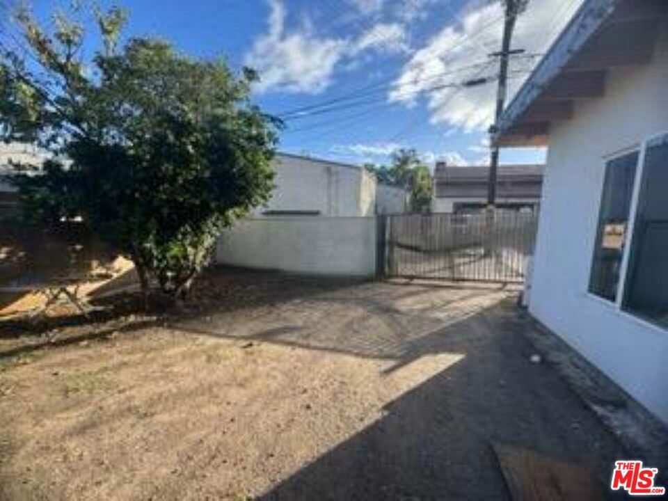 1017 S Washburn Avenue Property Photo 16