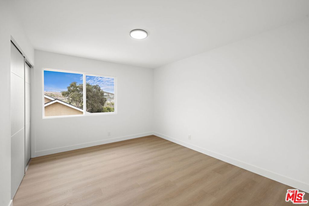 18362 Oxboro Lane Property Photo 38