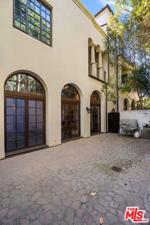11937 W Sunset Boulevard 8 Property Photo 45