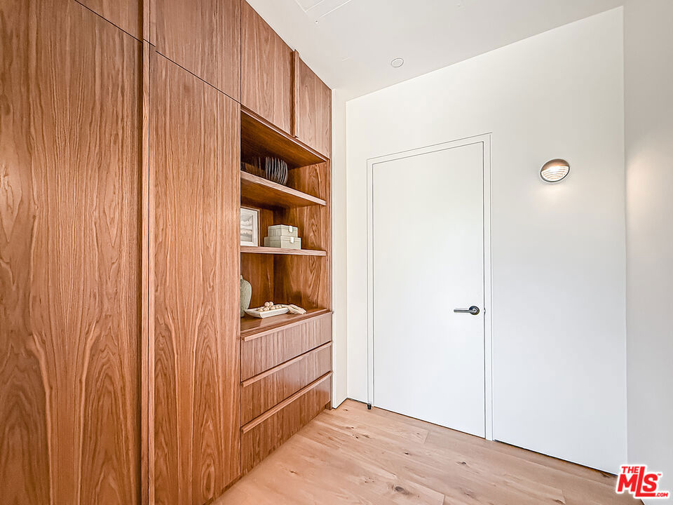 421 19th Street Property Photo 45