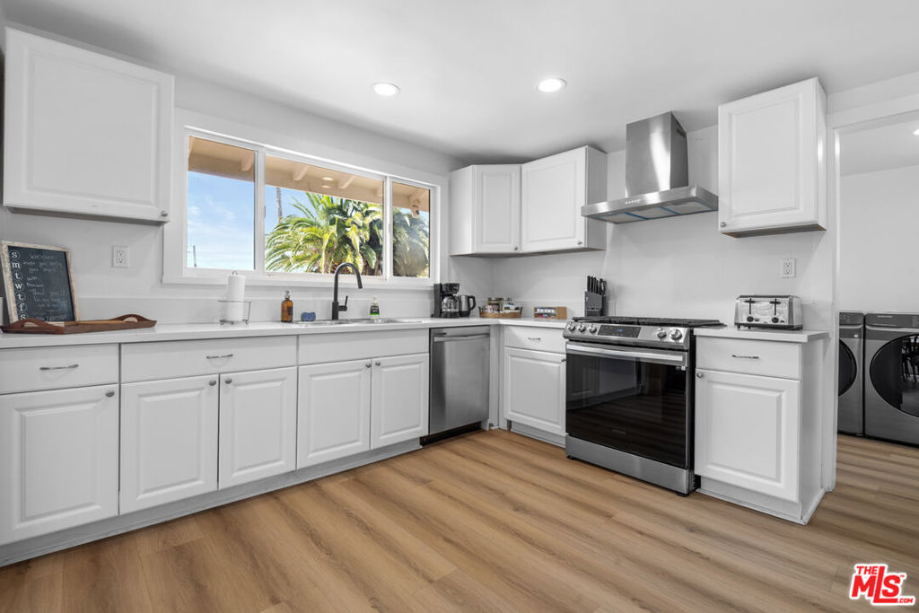 3946 Puerco Canyon Road Property Photo 3