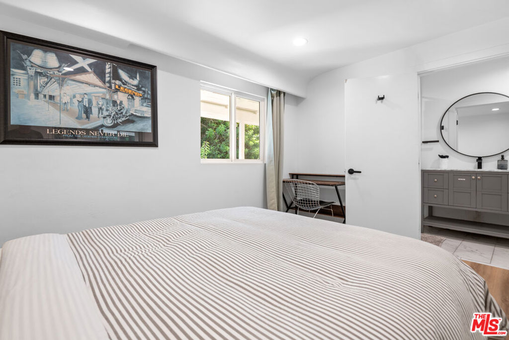 3946 Puerco Canyon Road Property Photo 16
