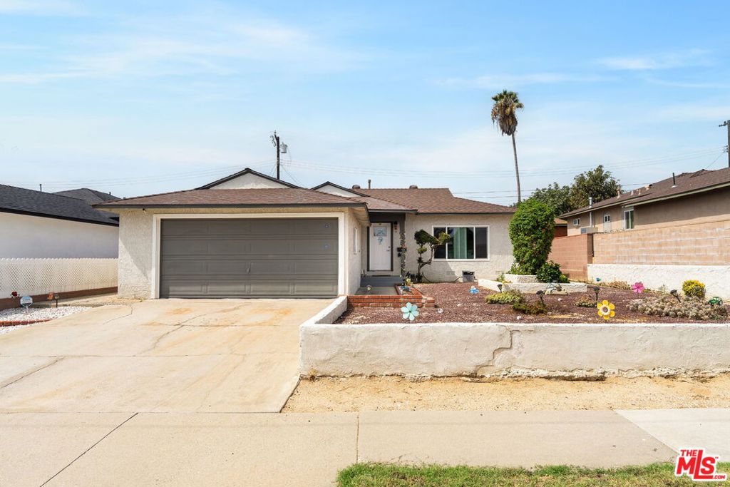 12319 Telechron Avenue Property Photo 1