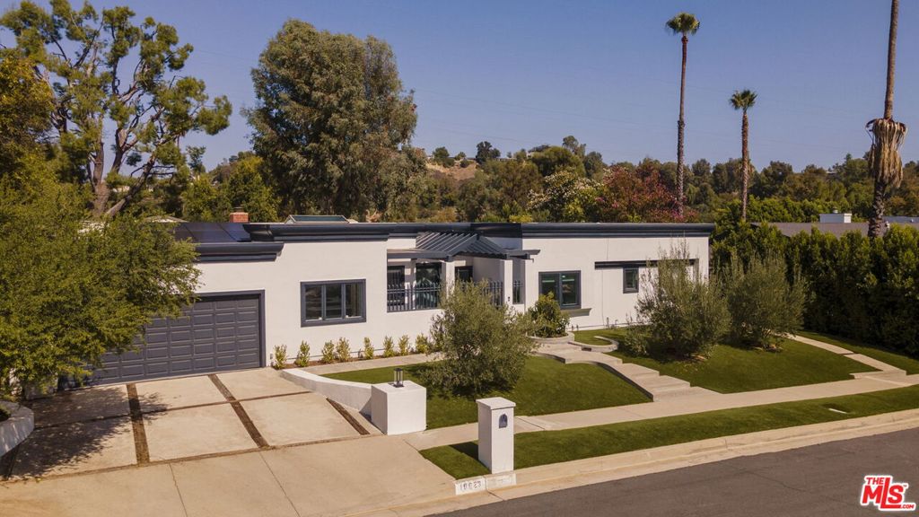 18623 Palomino Drive Property Photo 1