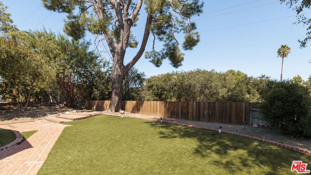 18623 Palomino Drive Property Photo 37