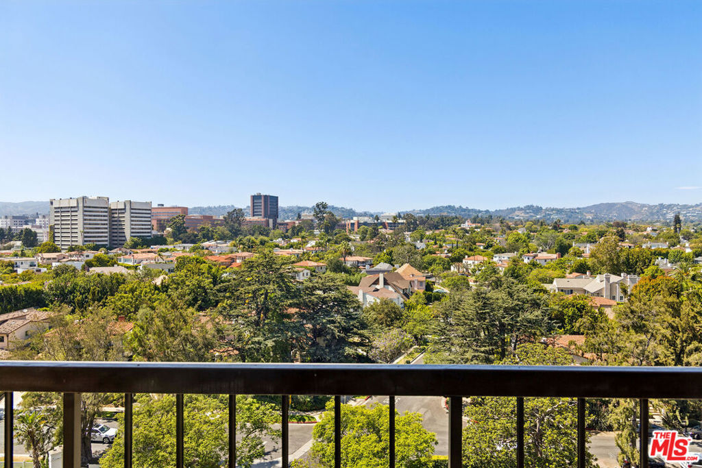 10747 Wilshire Boulevard 1107 Property Photo 3