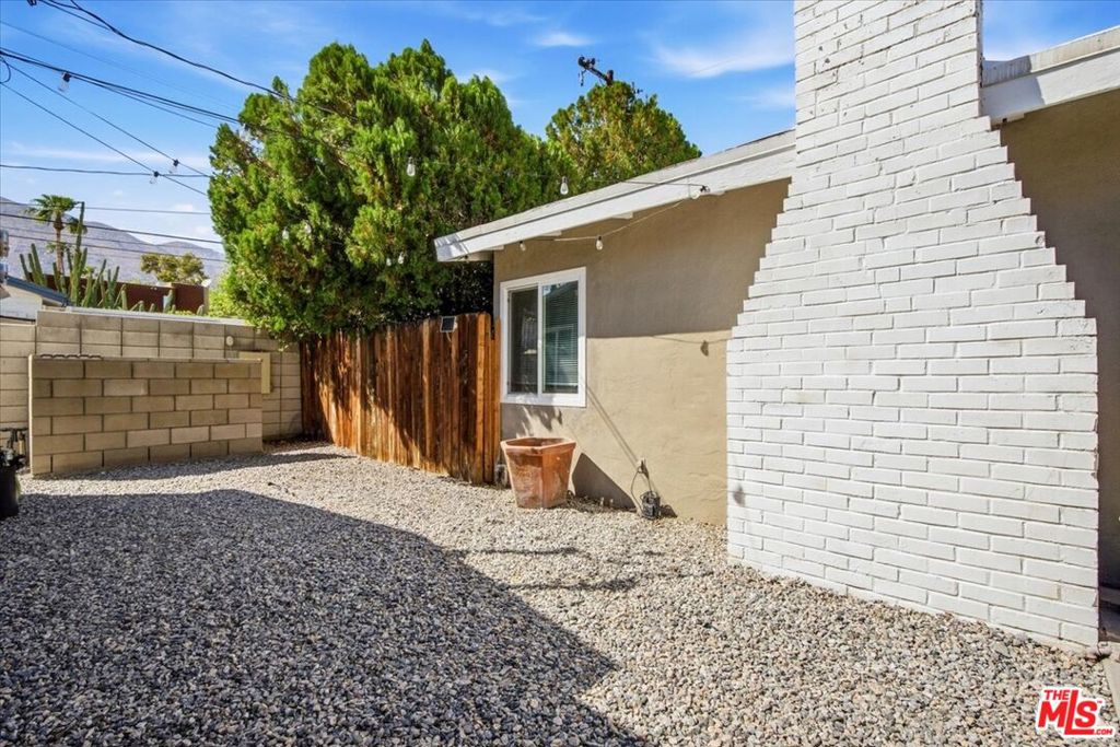 1328 E Camino Primrose Property Photo 35