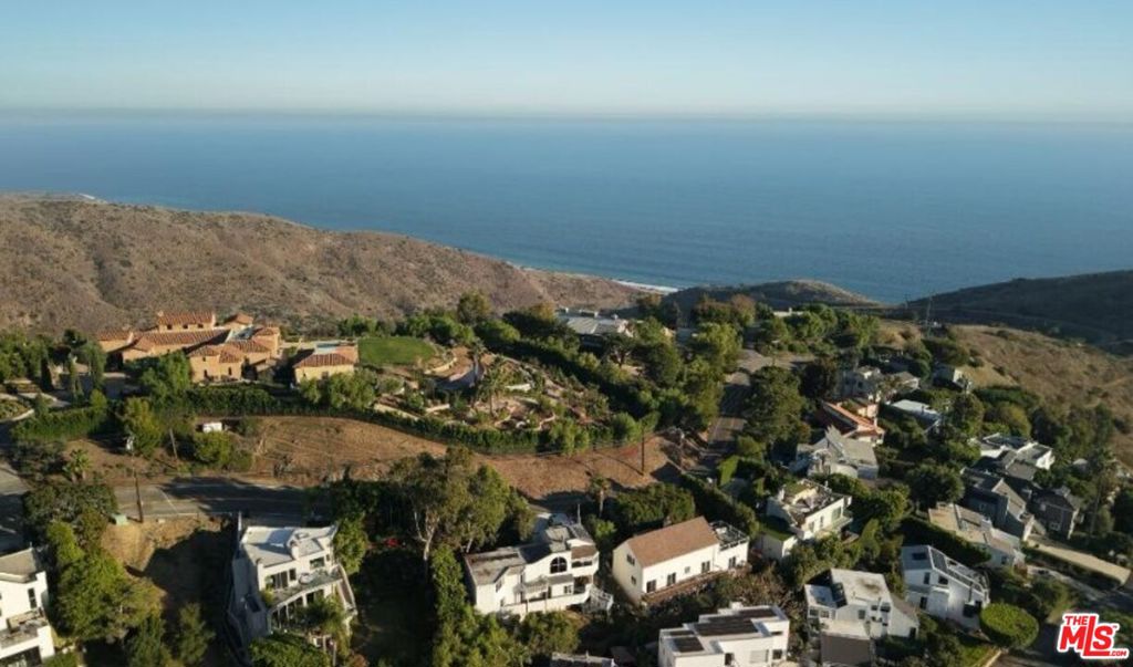2947 Corral Canyon Road Property Photo 2