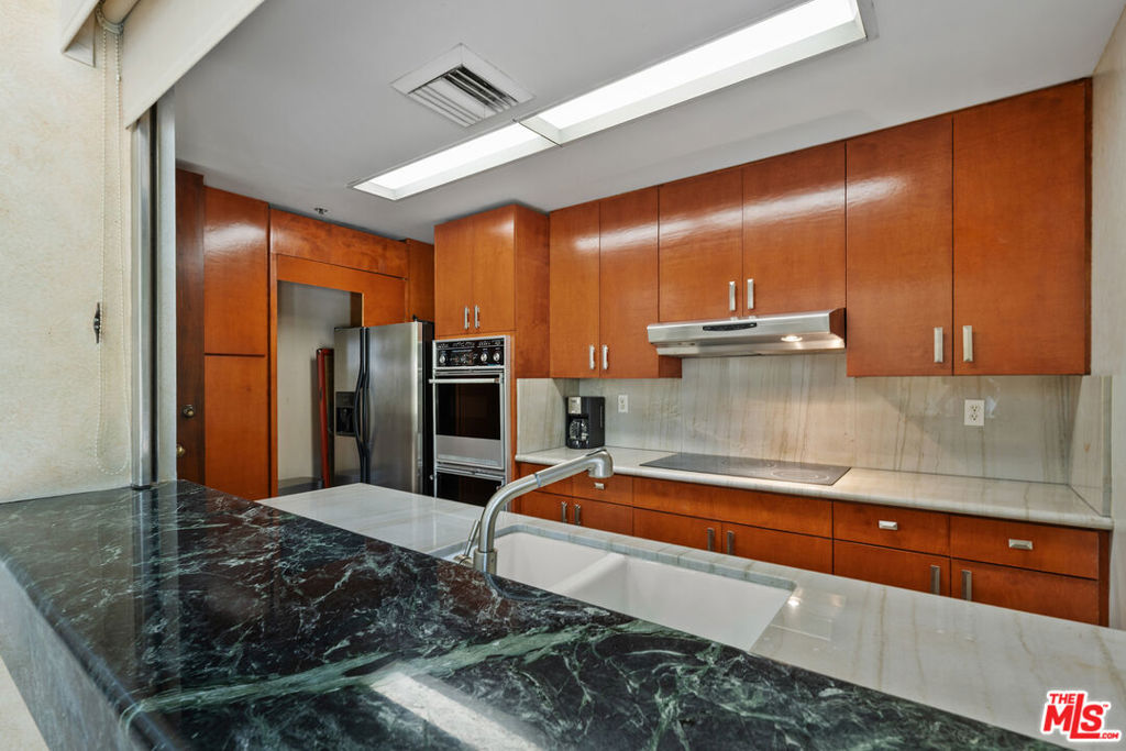 10750 Wilshire Boulevard 401 Property Photo 37