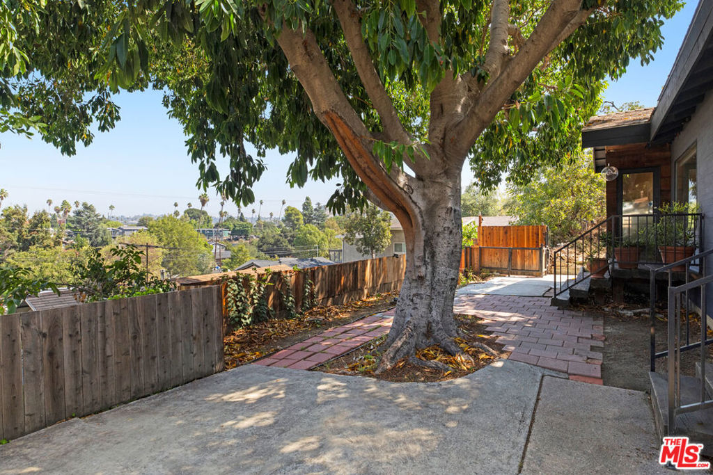 238 Furness Avenue Property Photo 3