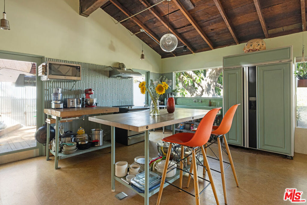 238 Furness Avenue Property Photo 12