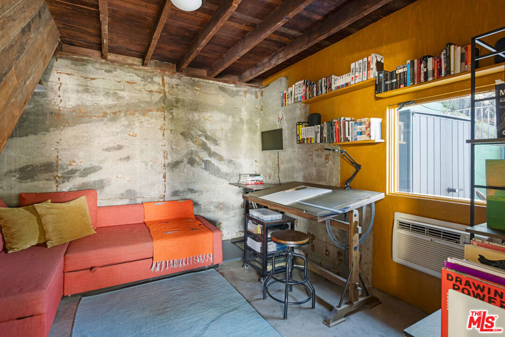 238 Furness Avenue Property Photo 15