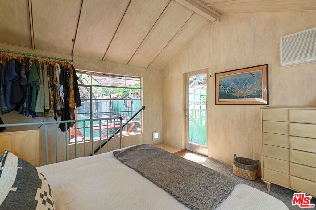 238 Furness Avenue Property Photo 18