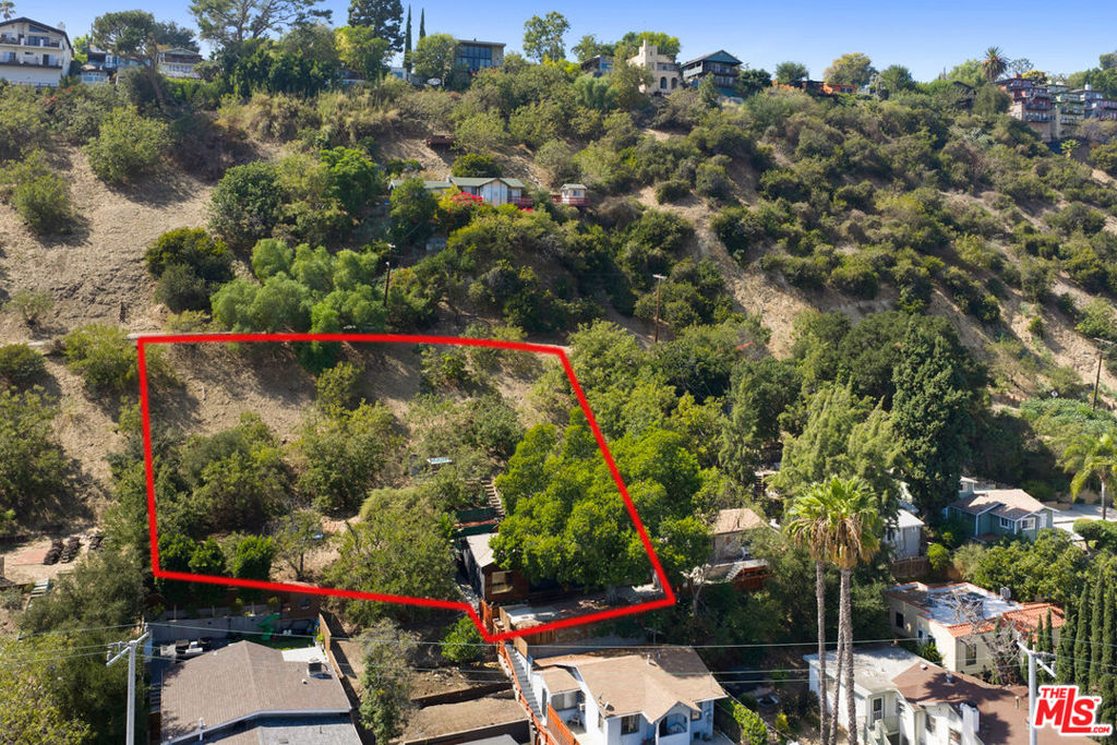 238 Furness Avenue Property Photo 25