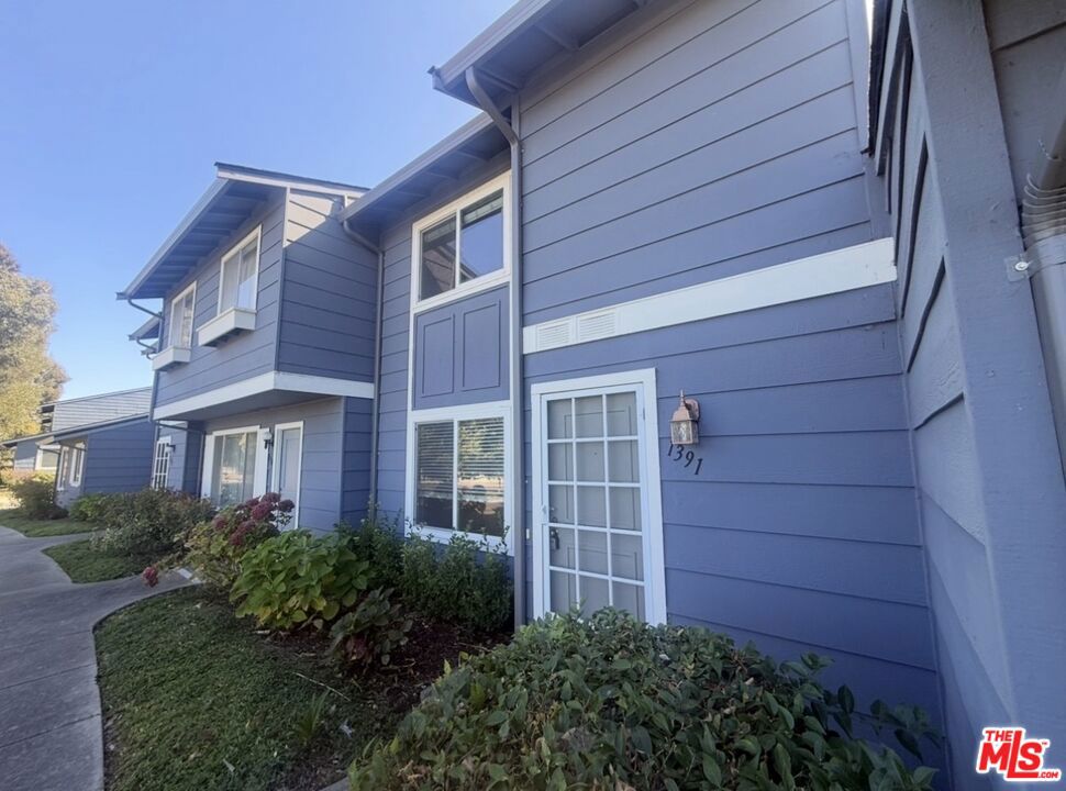 1391 Spring Valley Property Photo 1