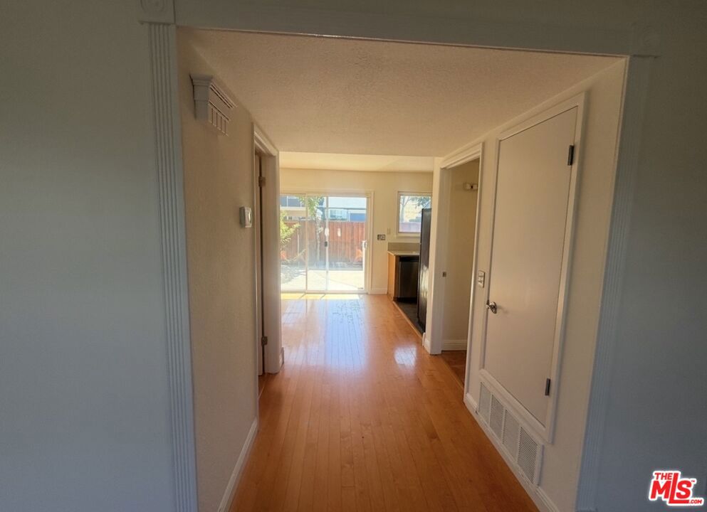 1391 Spring Valley Property Photo 4