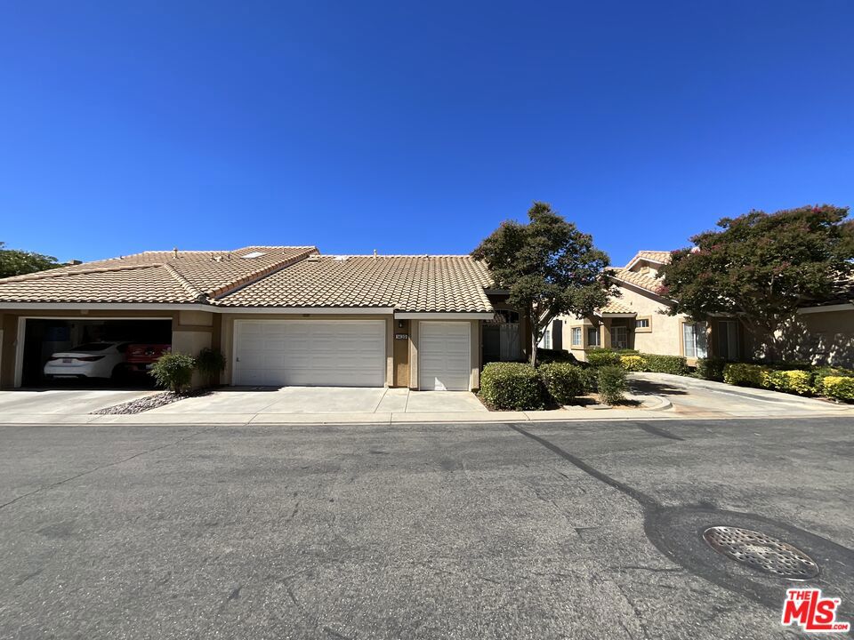1439 Allin Lane Property Photo 1