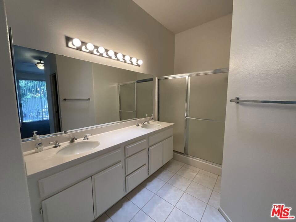 1439 Allin Lane Property Photo 7