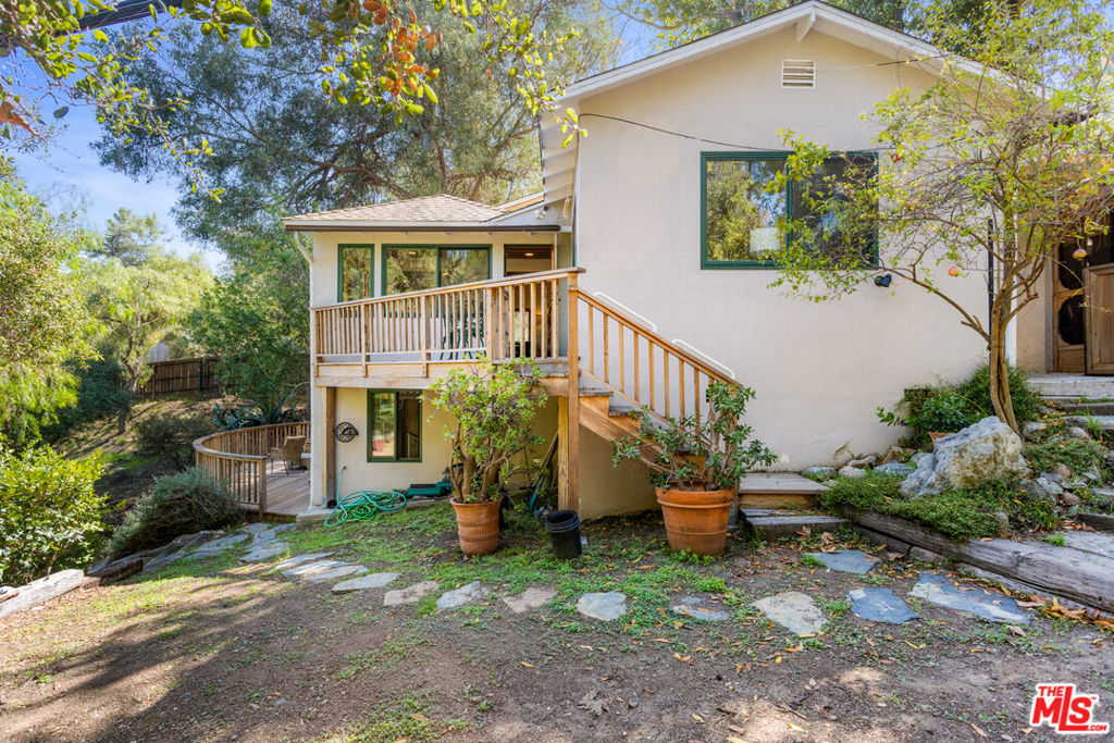 1239 Fernwood Pacific Drive Property Photo 37