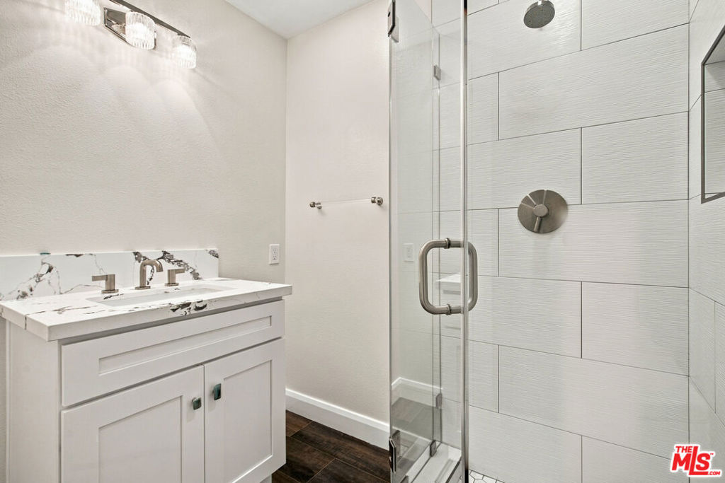 3332 Meadow Oak Drive Property Photo 32