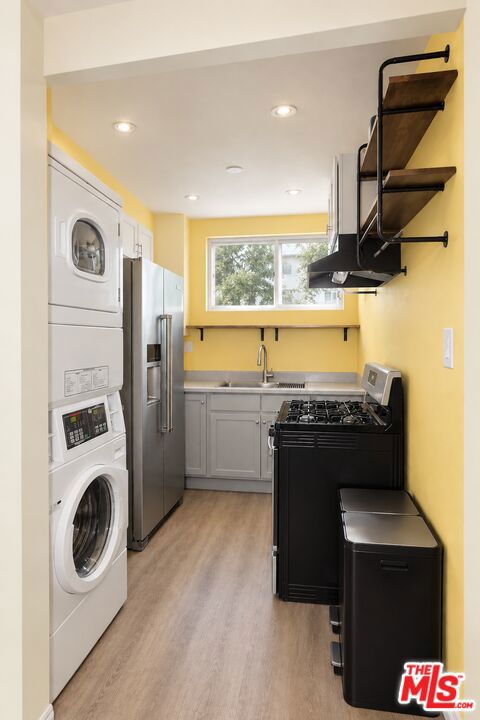 5218 Navarro Street Property Photo 4