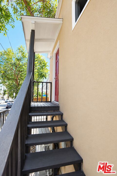 5218 Navarro Street Property Photo 14