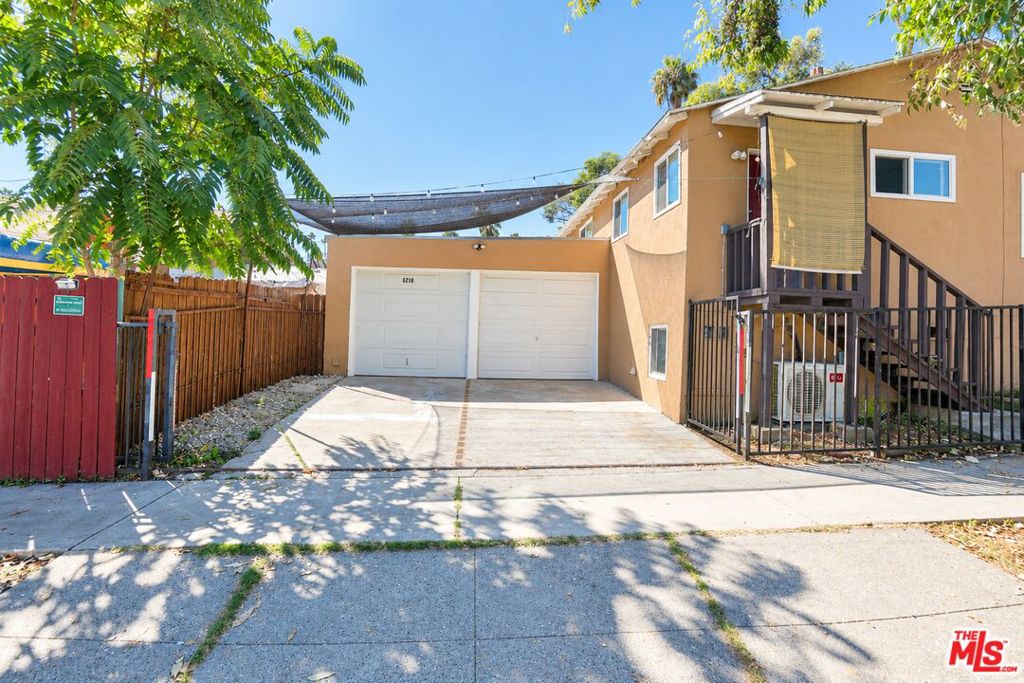 5218 Navarro Street Property Photo 15