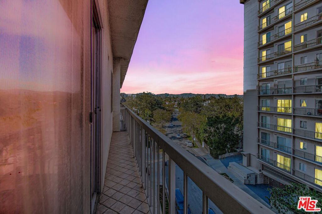 10751 Wilshire Boulevard 801 Property Photo 9